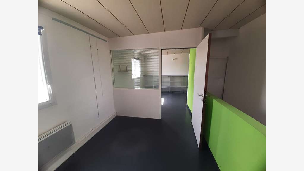 A louer bureaux de 118m² à Saint-Herblain