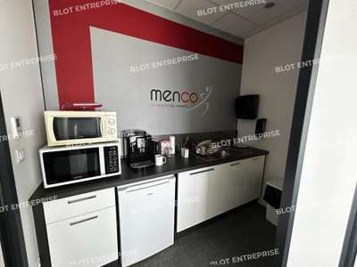 A louer bureaux 197m² belle visibilité St Herblain