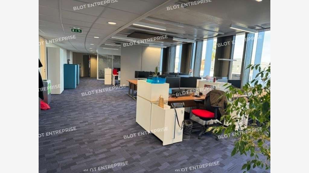 A louer bureaux 378m² Saint Herblain ZAC d'Ar Mor