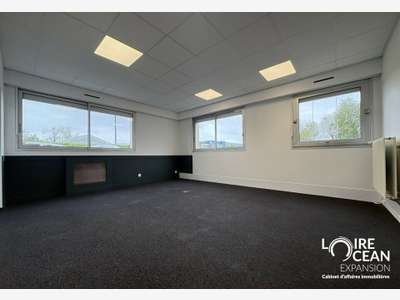 Bureaux de 89m² à louer en RDC à Saint Herblain