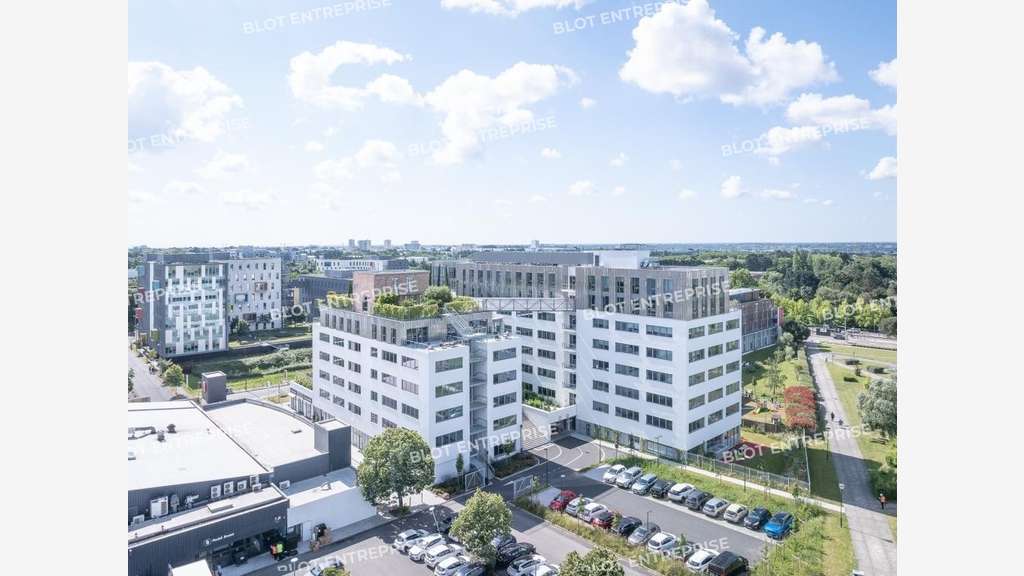 A louer bureaux 437m² à Saint Herblain Atlantis 