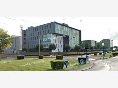 A louer bureaux 306m² RDC à Saint Herblain