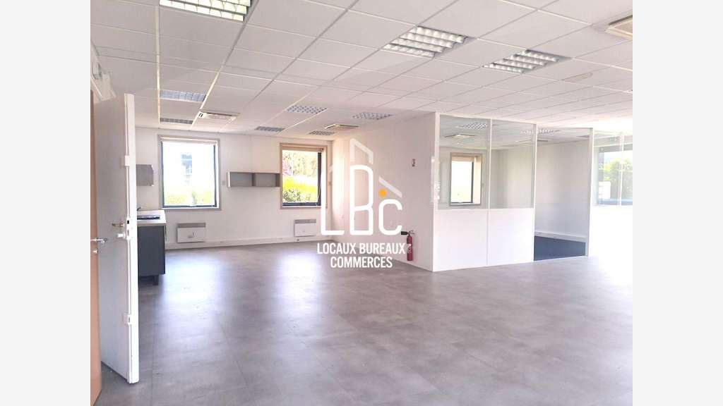 À louer bureaux de 119m² à Saint-Herblain Atlantis