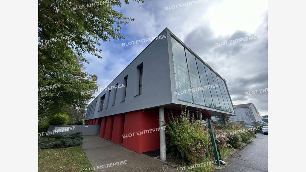 A louer bureaux 127m² à Saint-Herblain