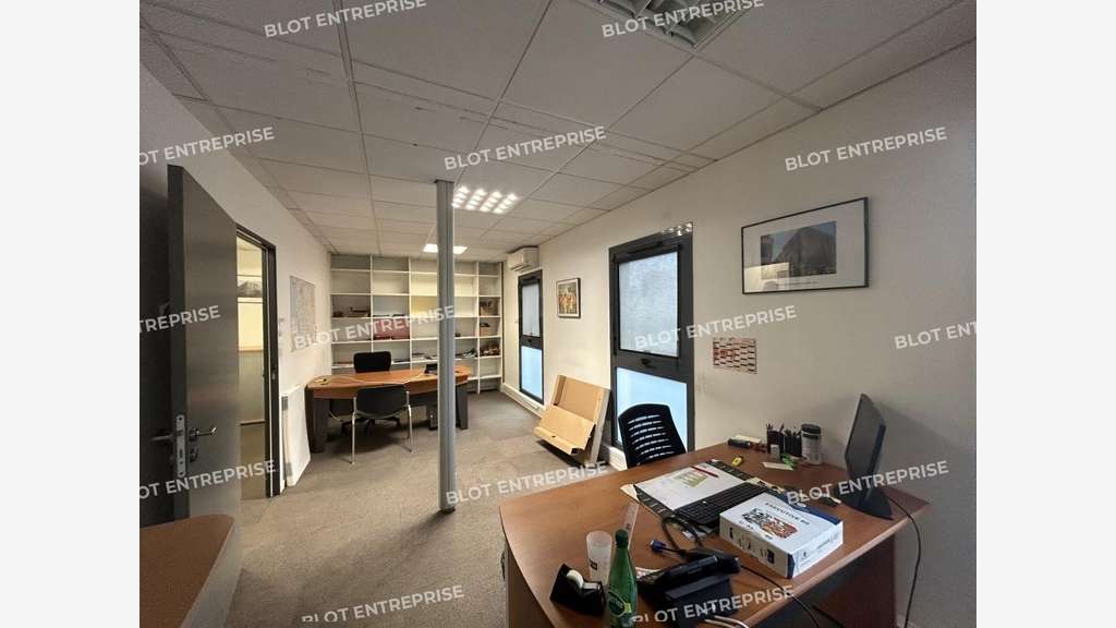 A louer bureaux de 134m² en RDC à Saint-Herblain