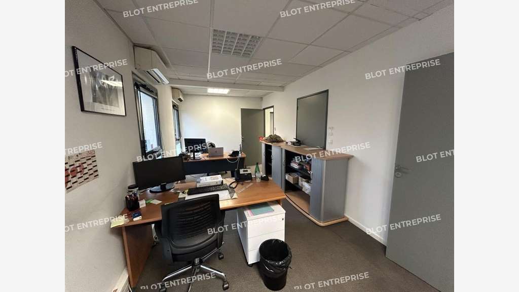 A louer bureaux de 134m² en RDC à Saint-Herblain