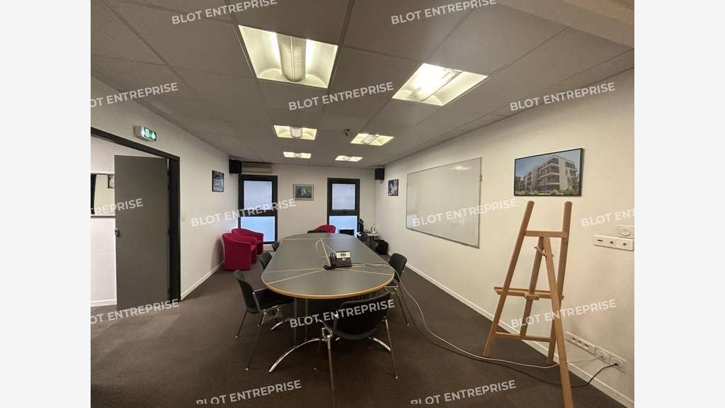 A louer bureaux de 134m² en RDC à Saint-Herblain