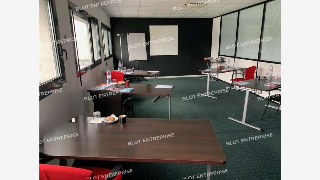 A louer bureaux fonctionnels 140m² à St Herblain