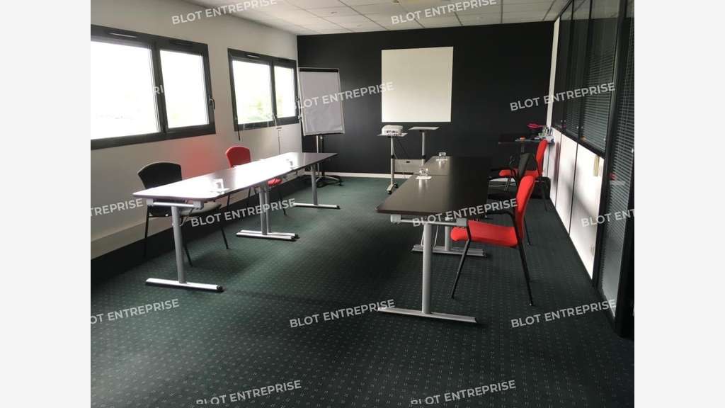A louer bureaux fonctionnels 140m² à St Herblain