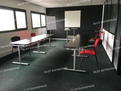 A louer bureaux fonctionnels 140m² à St Herblain
