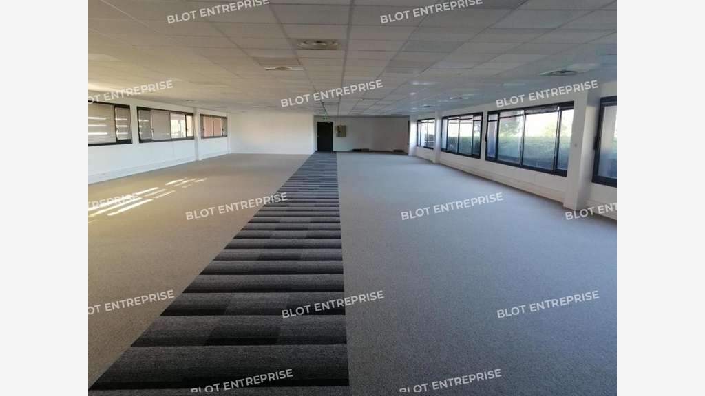 A louer bureaux 353m² à Saint-Herblain Moulin Neuf