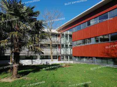 À LOUER - BUREAUX 347 m² - SAINT-HERBLAIN