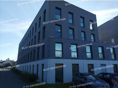 Location Bureaux à Saint-Jacques-de-la-Lande