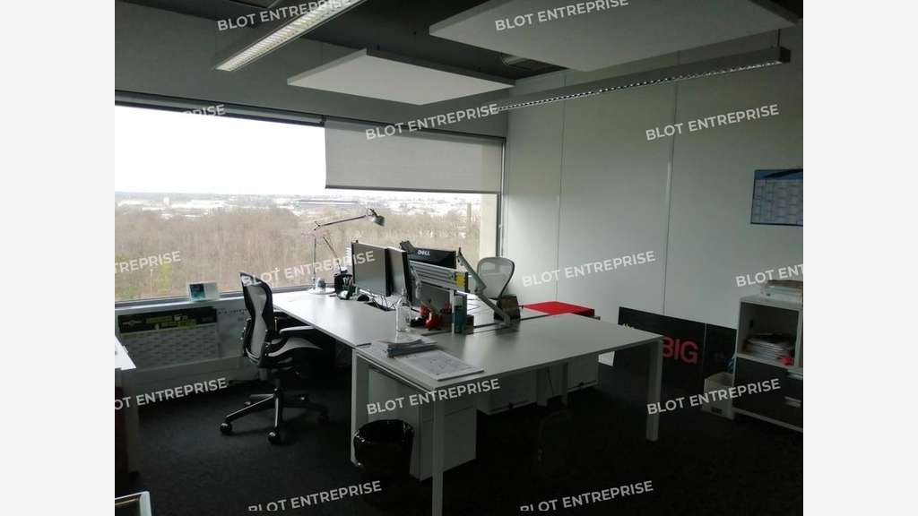 A louer bureaux 1474m²  à Rennes Sud Courrouze 