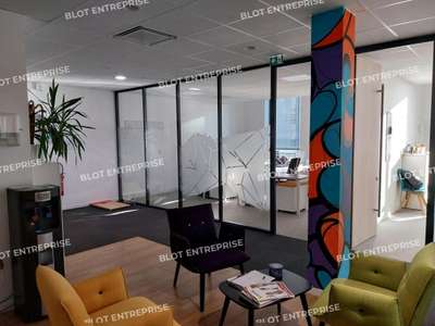 Location Bureaux à Saint-Jacques-de-la-Lande