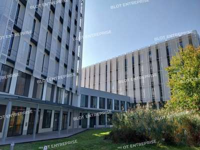 A LOUER - BUREAUX 270 m² LA COURROUZE - RENNES