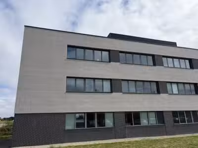 Bureaux neufs 300m² à louer St-Jacques-de-la-Lande