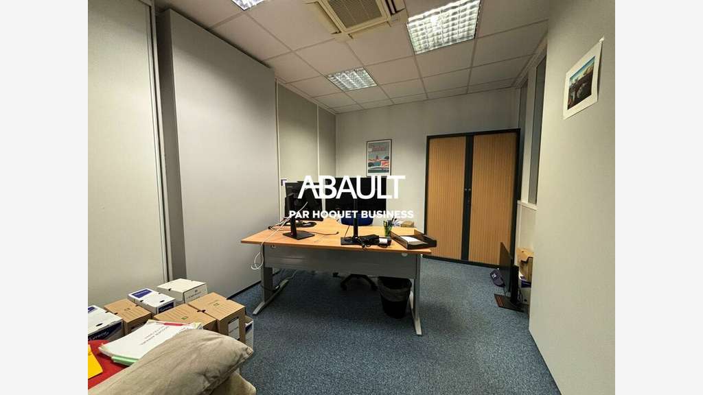 Bureaux 150m² R+1 à louer à Saint-Jean
