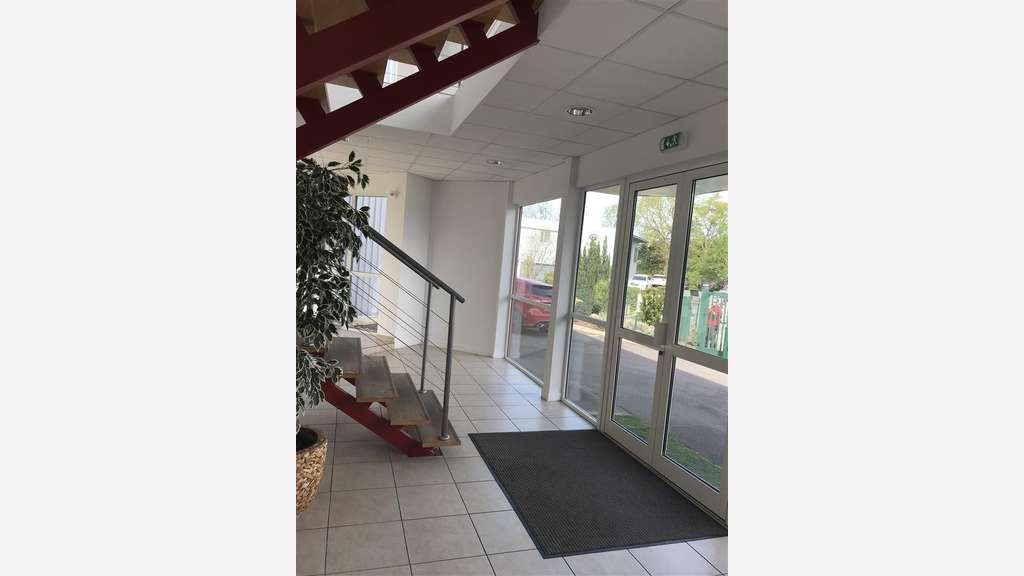 NORD EST TOULOUSE LOCATION BUREAUX 185 M², ces bur