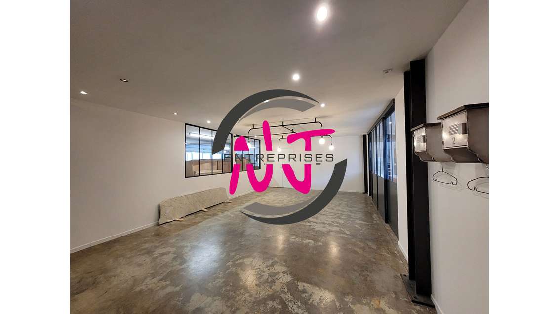 Loue local professionnel 40m² St-Jean-de-Linières