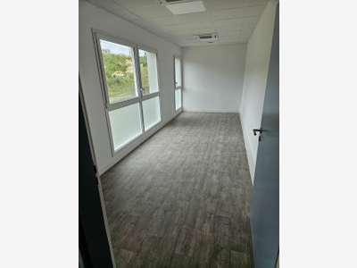A louer bureaux 17m² R+1 à Saint-Jean-de-Luz