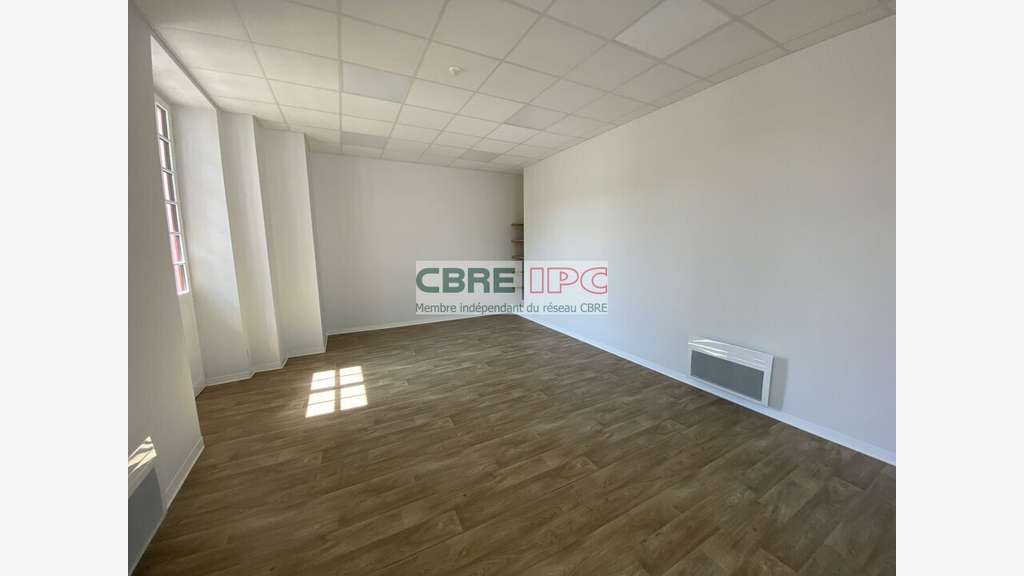 Loue bureaux lumineux 204m² centre St Jean de Luz