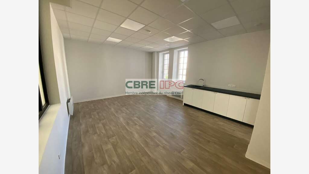 Location bureaux de 195m² centre Saint Jean de Luz