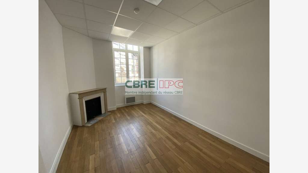 Location bureaux de 195m² centre Saint Jean de Luz