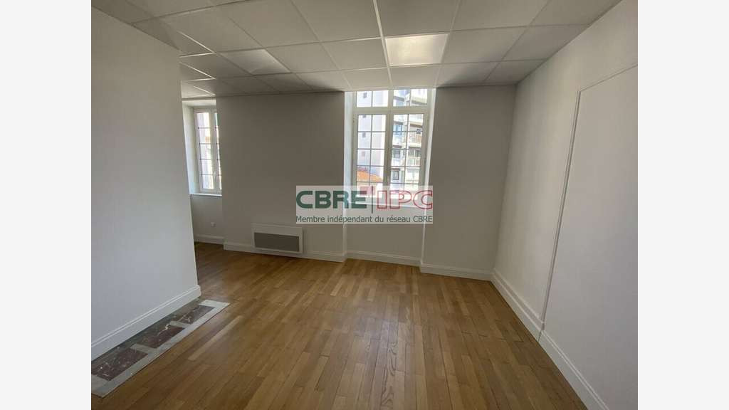Location bureaux de 195m² centre Saint Jean de Luz