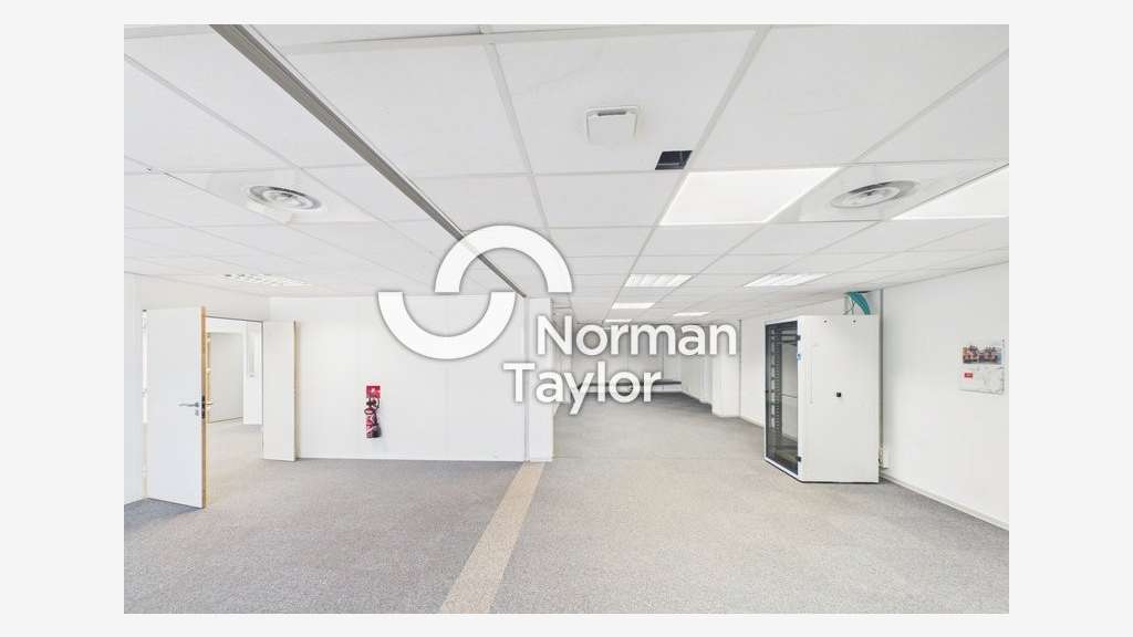 Bureaux 205m² à louer Montpellier Zone de la Lause