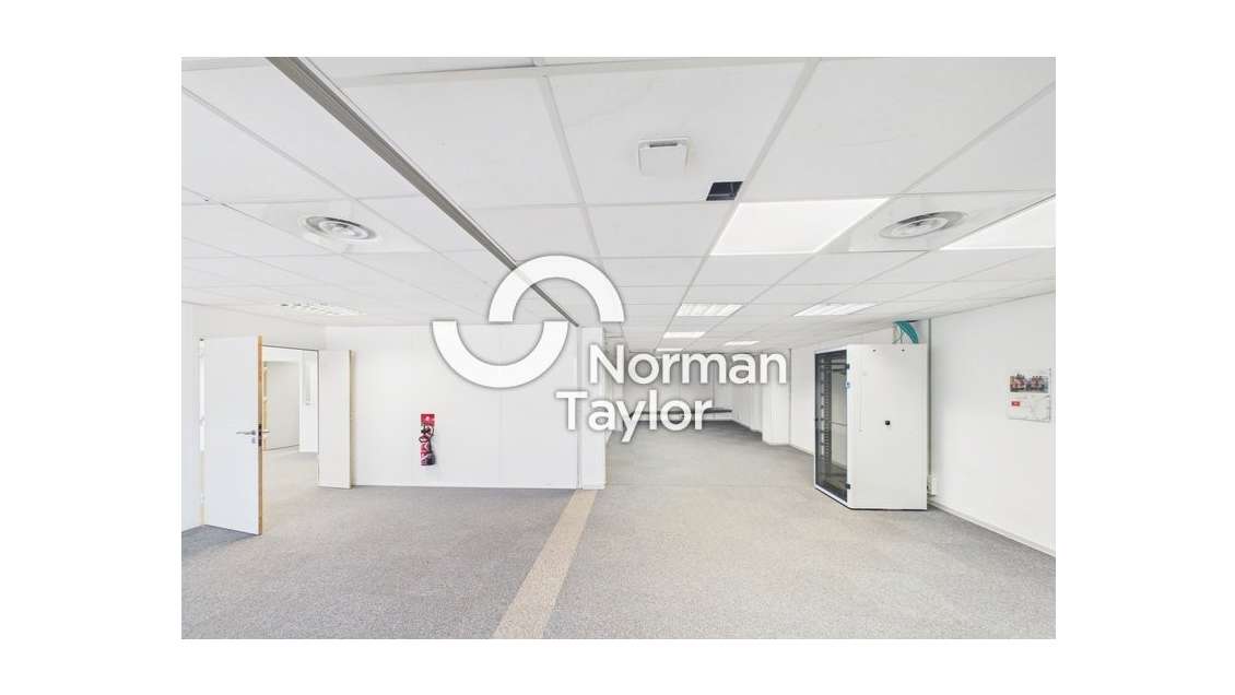 Bureaux 205m² à louer Montpellier Zone de la Lause