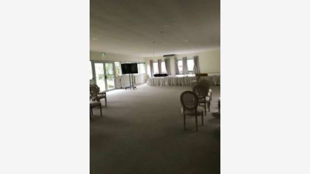 Bureaux 503m² à louer à Saint-Jean-d'Illac