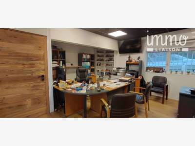 A louer bureaux 27m² à Saint Jeoire Prieuré