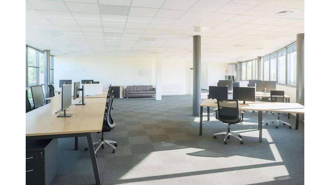 Loue espace professionnel 200m² St Julien les Metz