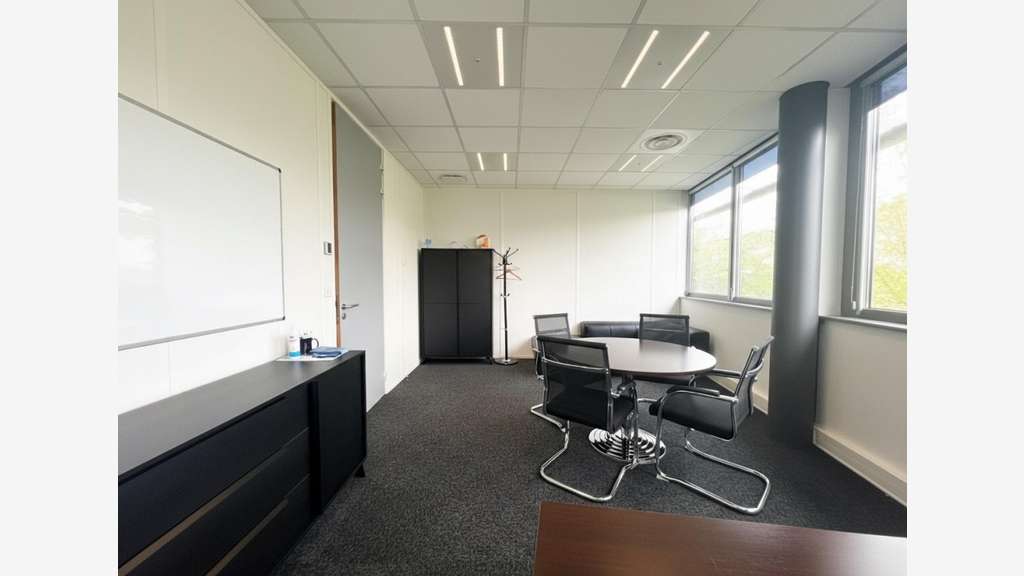 Loue espace professionnel 200m² St Julien les Metz