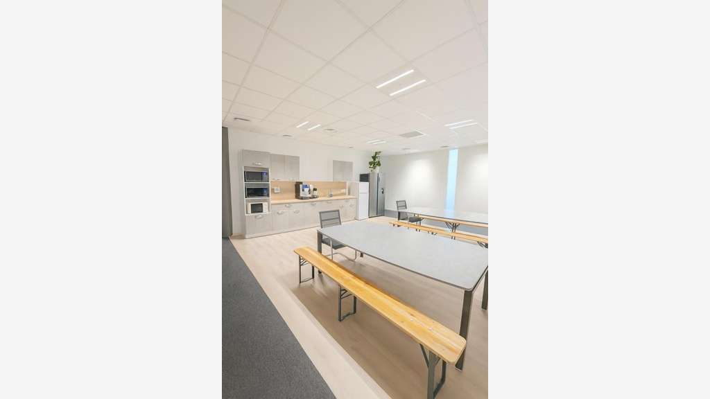 Loue espace professionnel 200m² St Julien les Metz