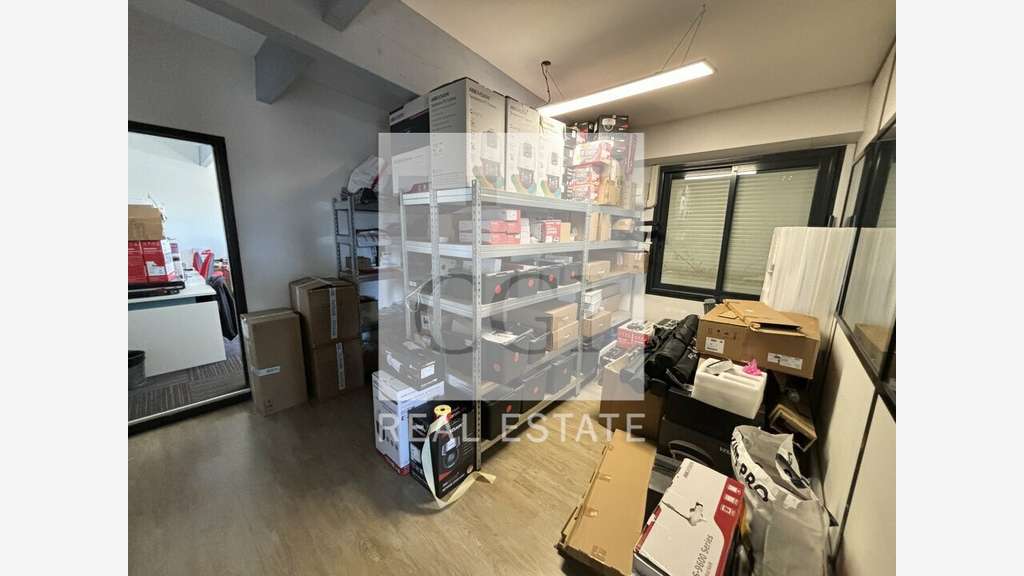 Loue local d'activité 175m² Saint-Laurent-de-Mure