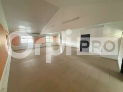 Loue bureau de 70m² centre Saint-Laurent-du-Maroni