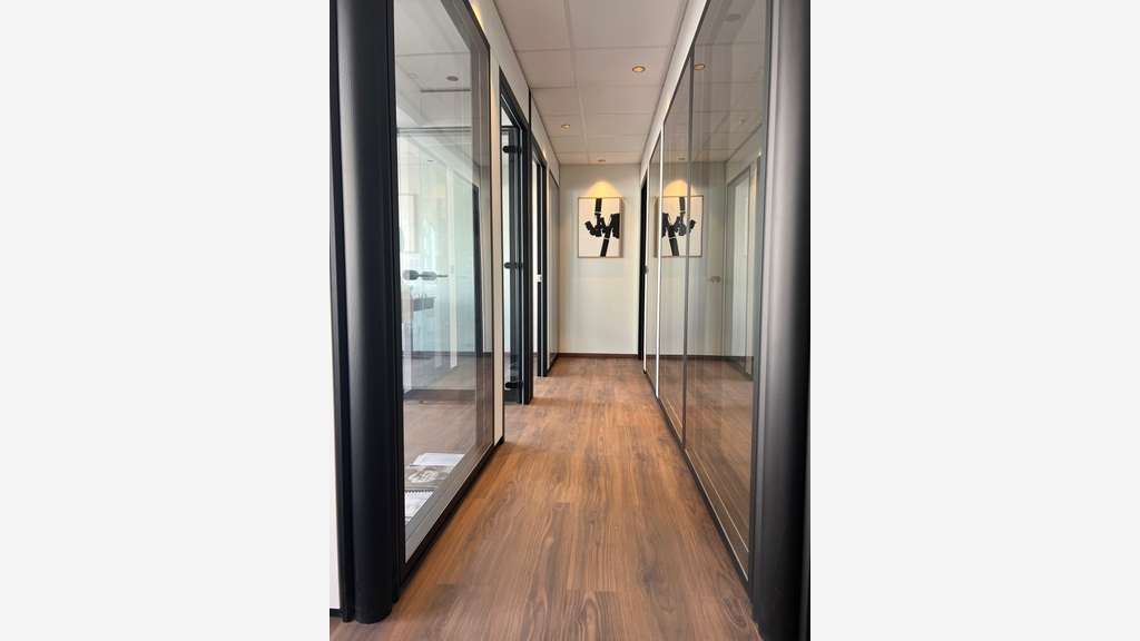 Bureaux standing 80m² centre Saint-Laurent-du-Var