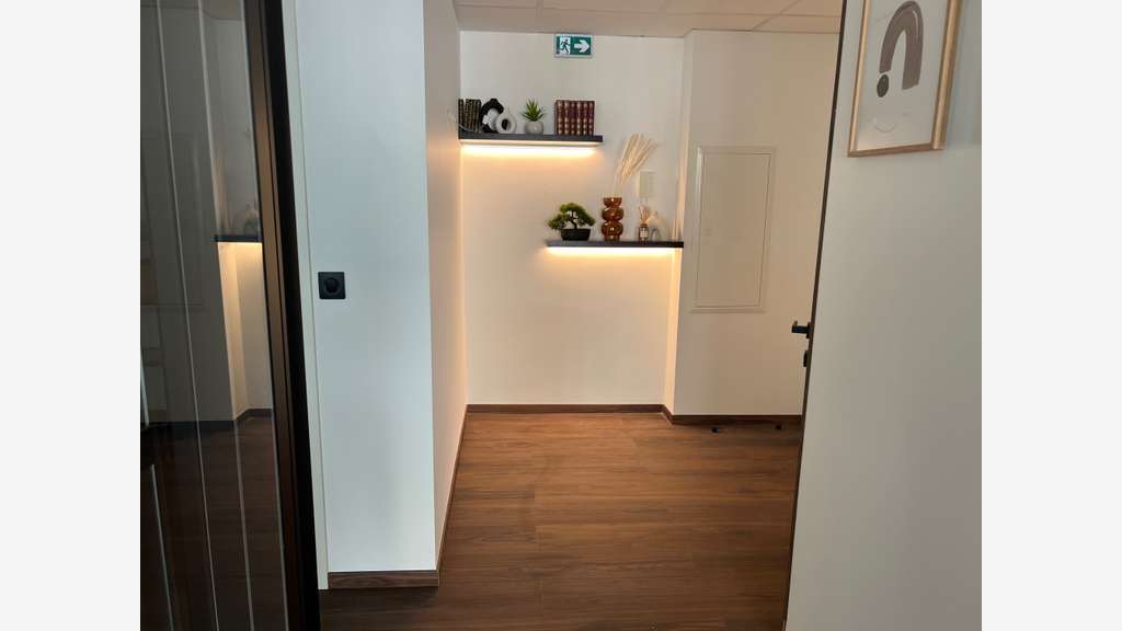 Bureaux standing 80m² centre Saint-Laurent-du-Var