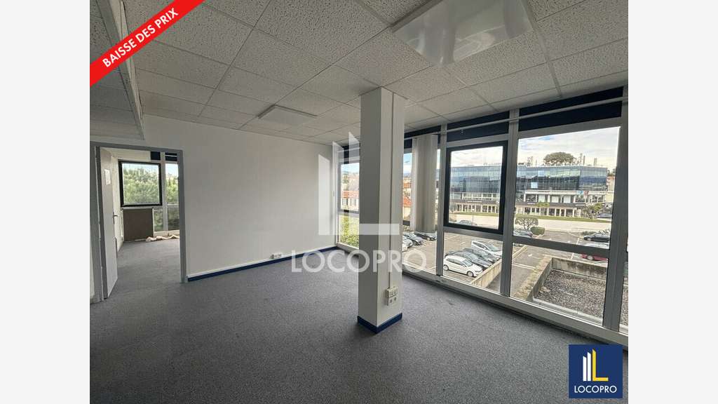 A louer bureau 107m² R+2 à Saint-Laurent-du-Var