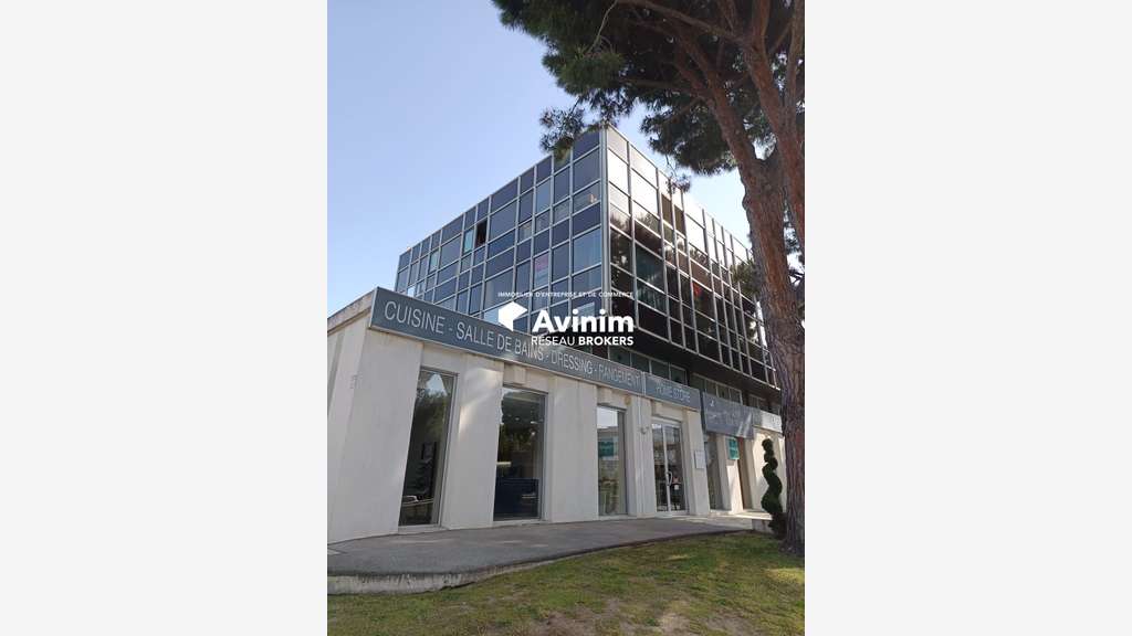 Bureaux de 147m² à louer St Laurent du Var