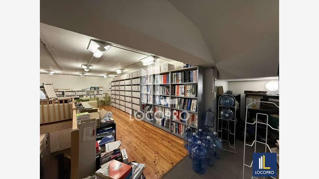 Location bureaux 206m² à Saint-Laurent-du-Var