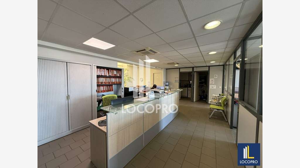Location bureaux 206m² à Saint-Laurent-du-Var