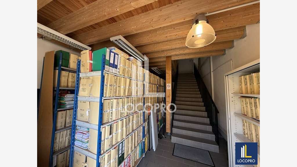 Location bureaux 206m² à Saint-Laurent-du-Var