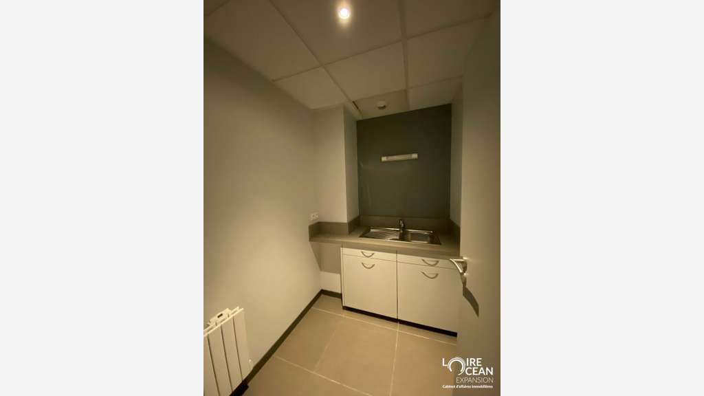A louer bureaux 353m² à Saint-Lumine-de-Clisson
