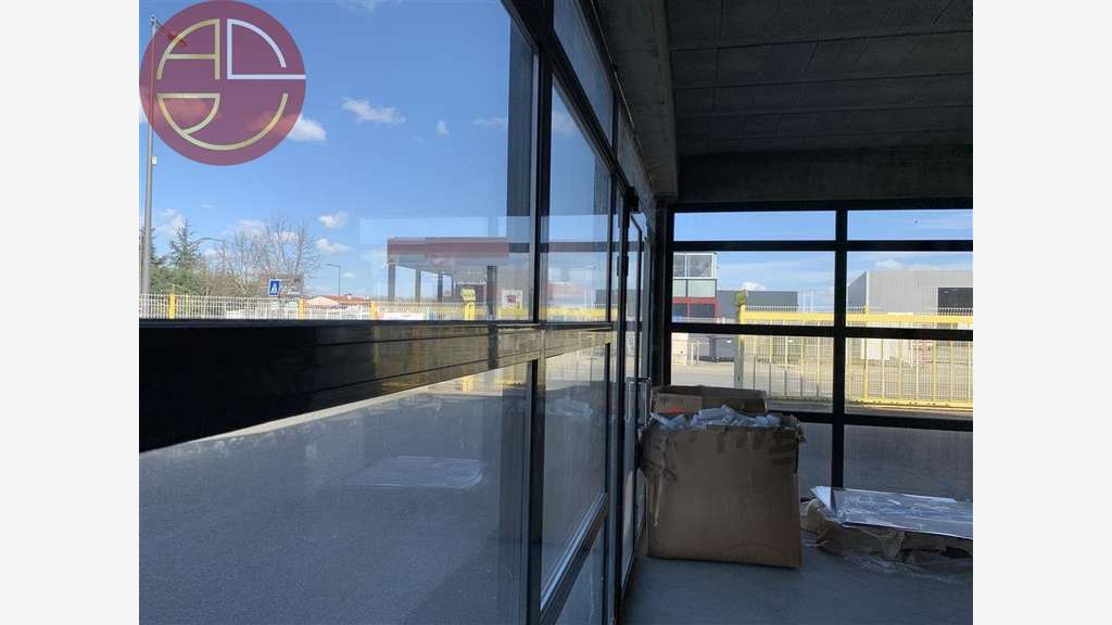 Location bureaux neufs 225m² à Saint Lys