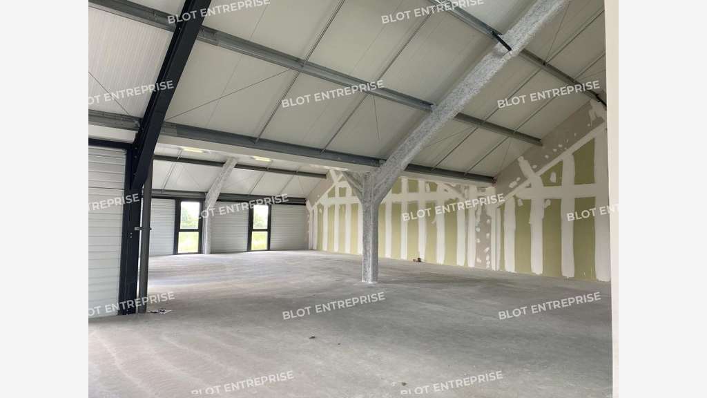 A louer bureaux 275m² à l'entrée de Saint-Malo