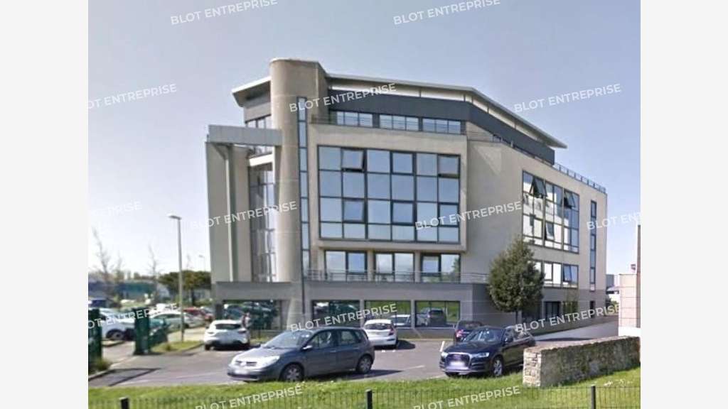 A louer bureaux 127m² à l'entrée de Saint-Malo