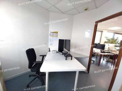 A louer bureaux 127m² à l'entrée de Saint-Malo